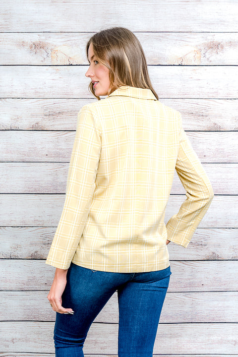 Oversized 2 Front Buttons Plaid Printed Blazer With 2 Front Pockets (DSJ104) - Wholesale Fashion Couture 