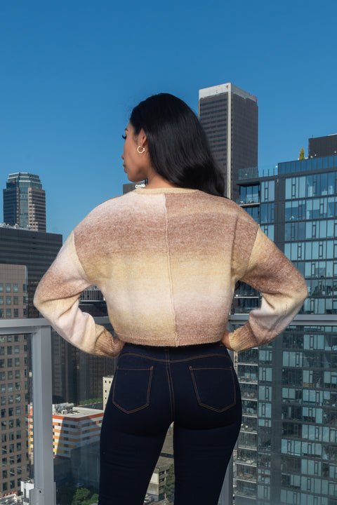 Soft Two Tones Knit Round Neck Crop Sweater (SW1006J-001) - Wholesale Fashion Couture 